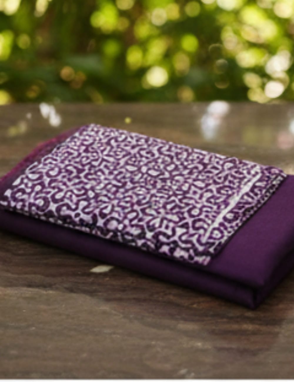 Premium Linen Cotton Saree with Abstract Printed Pallu – Royal Purple Elegance