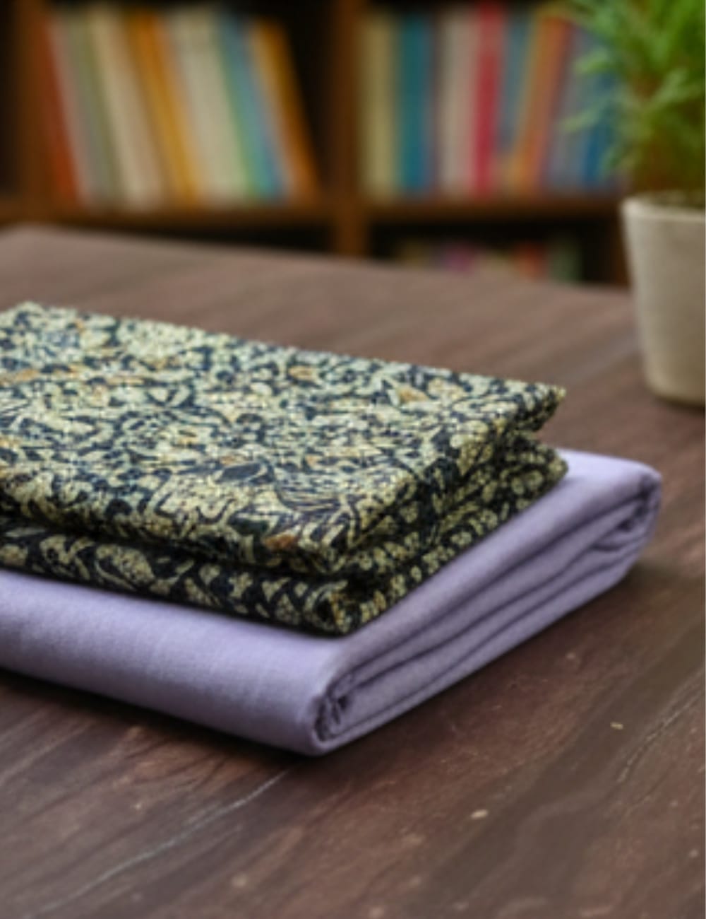 Premium Linen Cotton Saree with Floral Printed Pallu – Lavender Grace