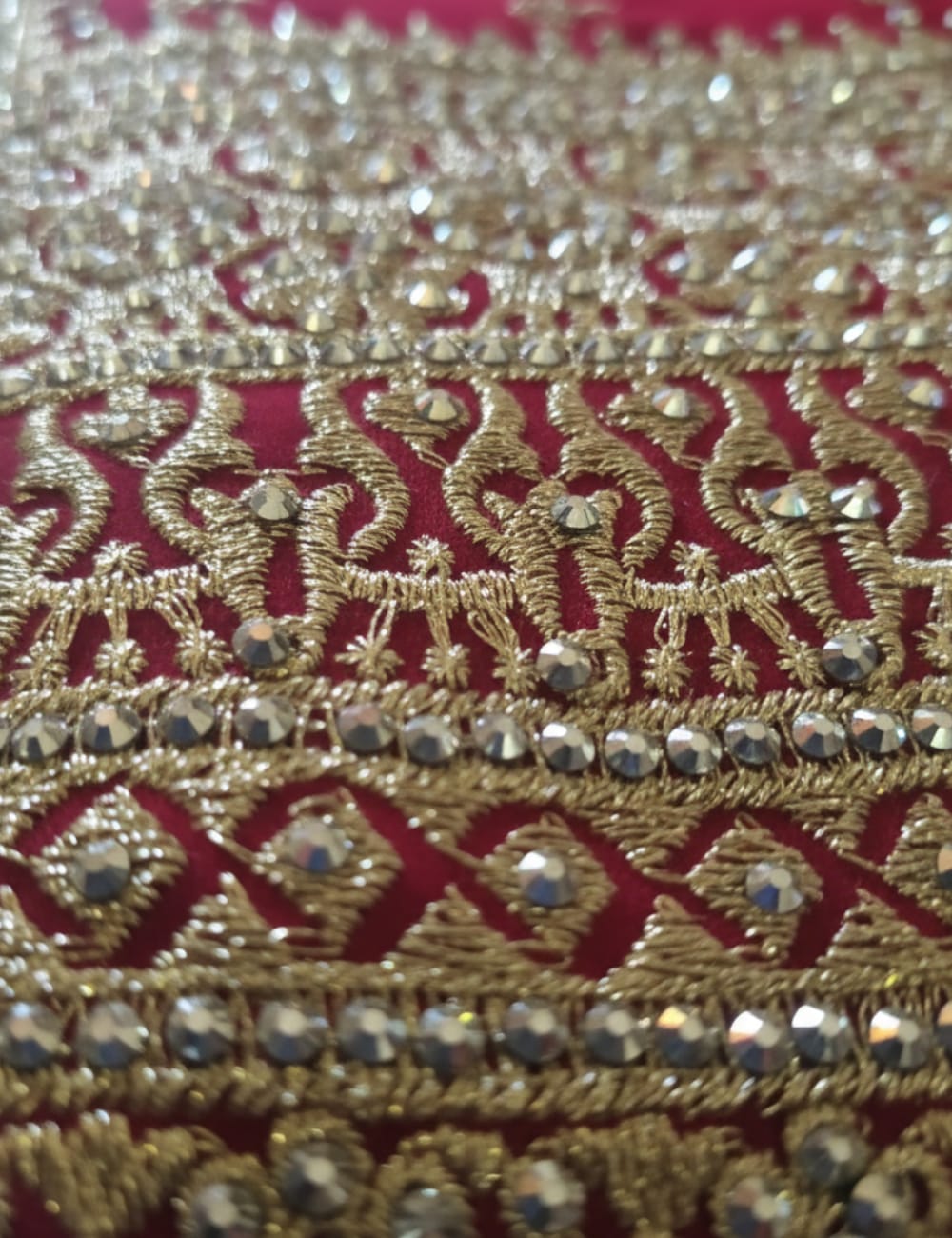 DARK PINK PARTY WEAR SAREE WITH HEAVY SILVER EMBROIDERY BORDER ✨