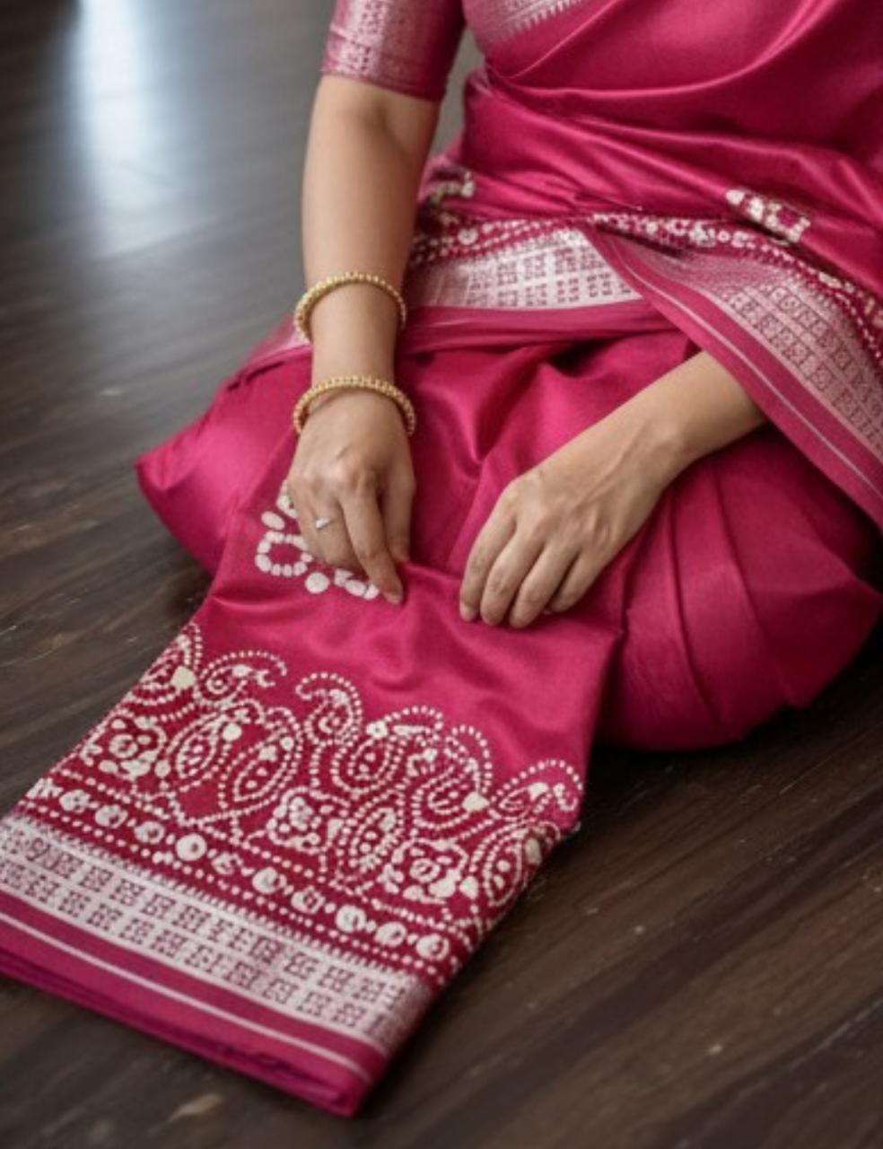 Graceful Deep Pink Silk Saree with Intricate White Motif Border