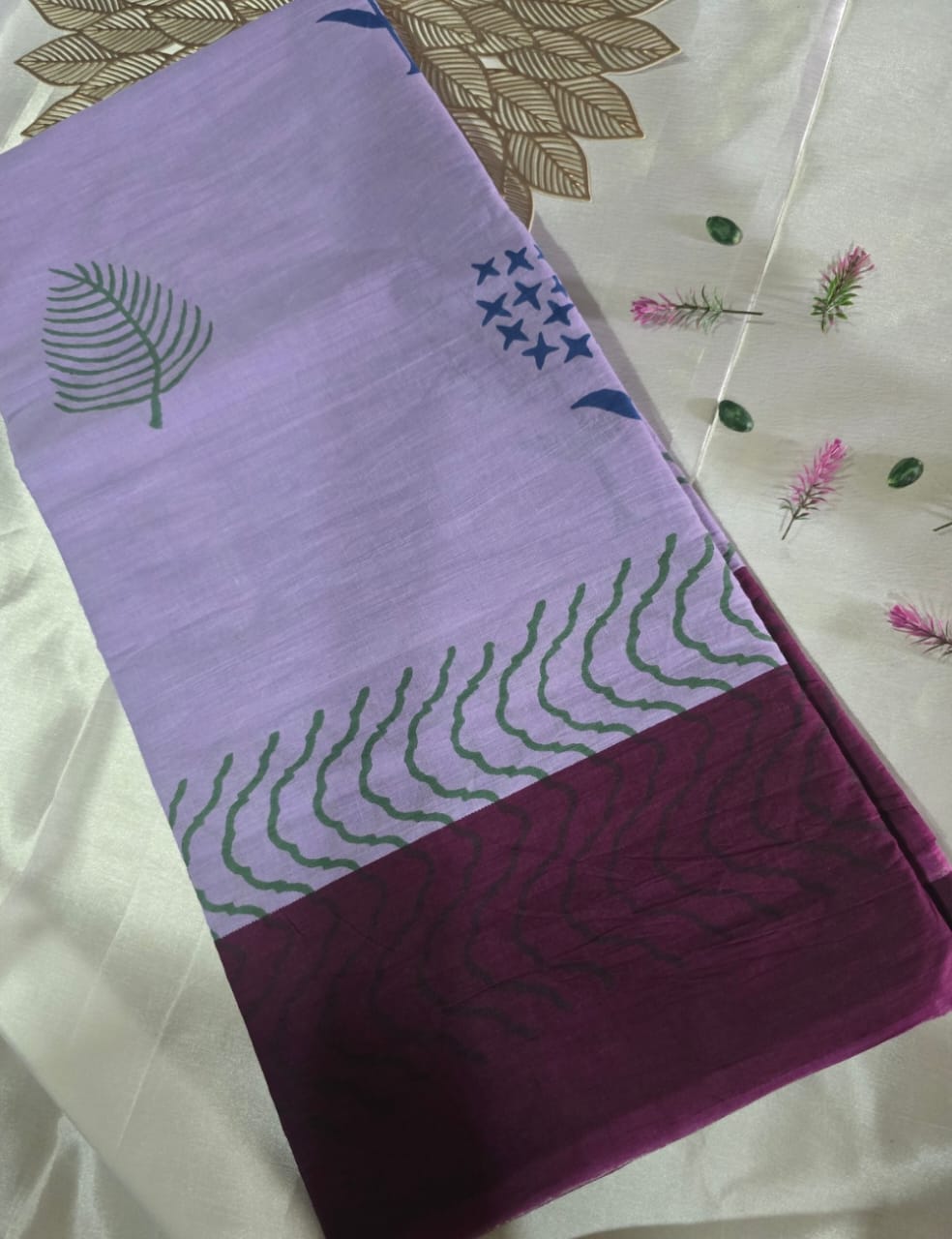Lavender Mulmul Cotton Saree with Leaf & Abstract Print and Contrast Maroon Border