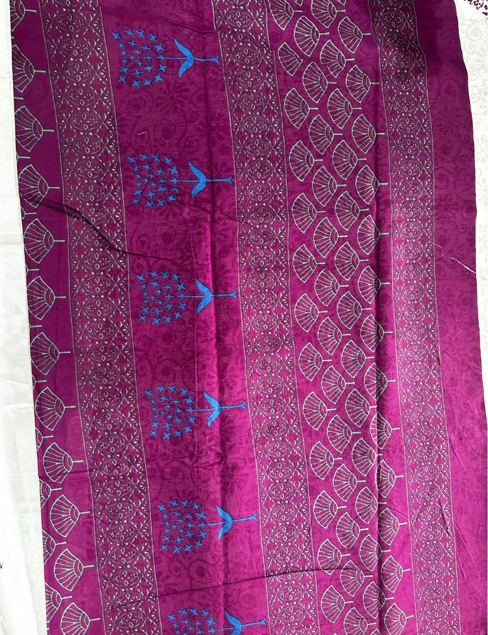 Lavender Mulmul Cotton Saree with Leaf & Abstract Print and Contrast Maroon Border