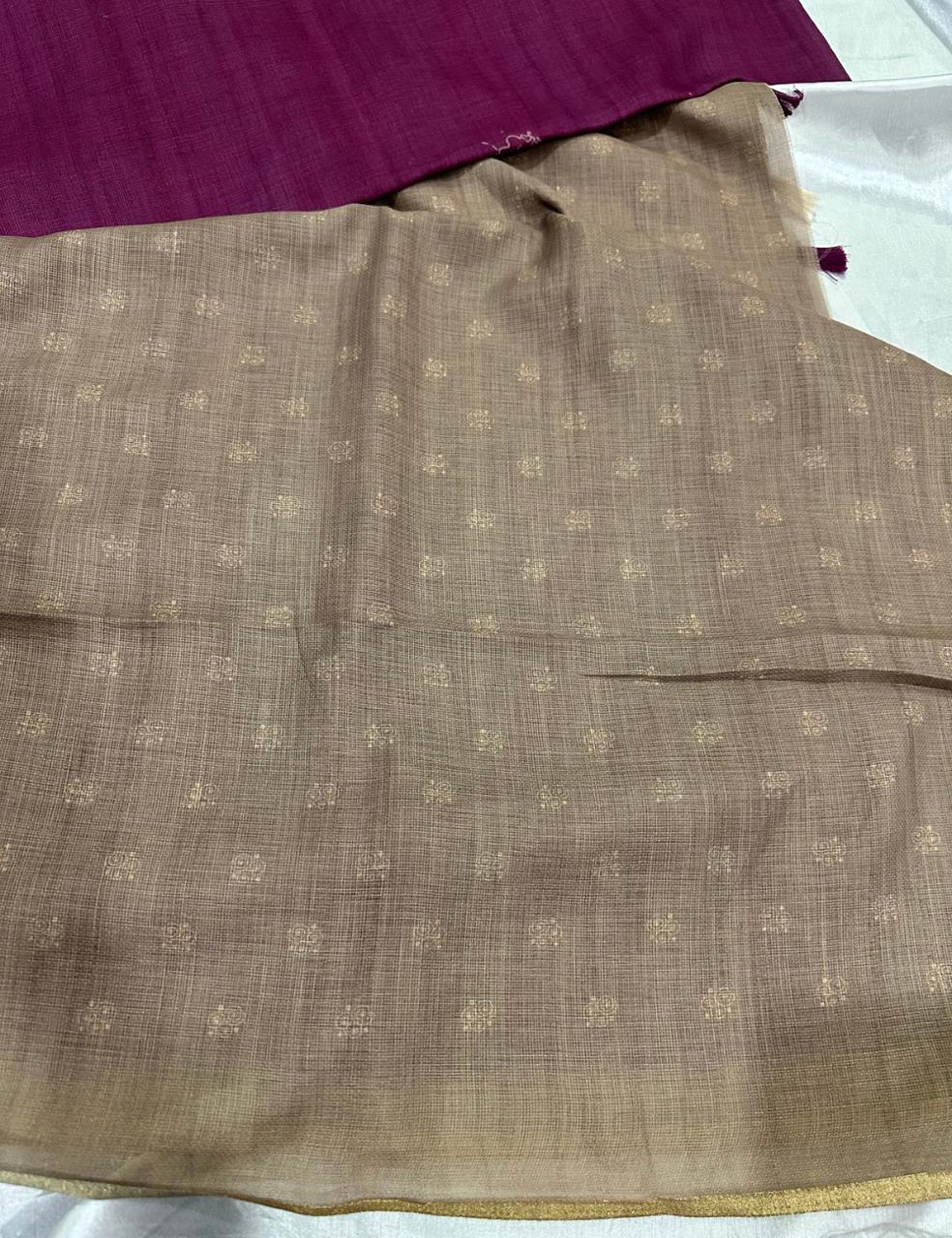 Elegant Magenta Jute Silk Saree with Golden Border & Floral Weave