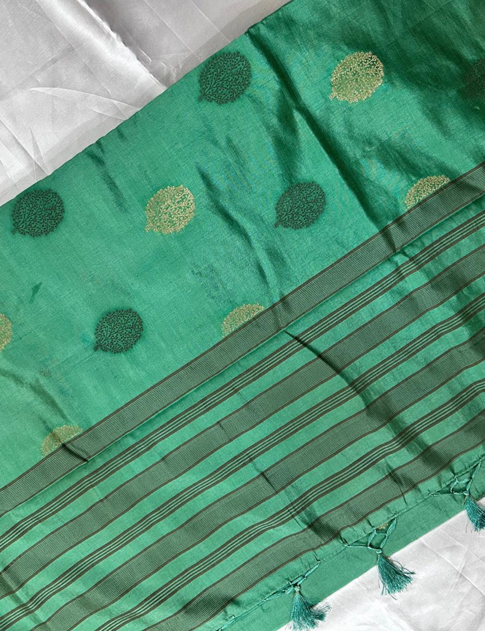 Graceful Emerald Green Pure Tussar Silk Saree with Zari Leaf Motifs and Elegant Border
