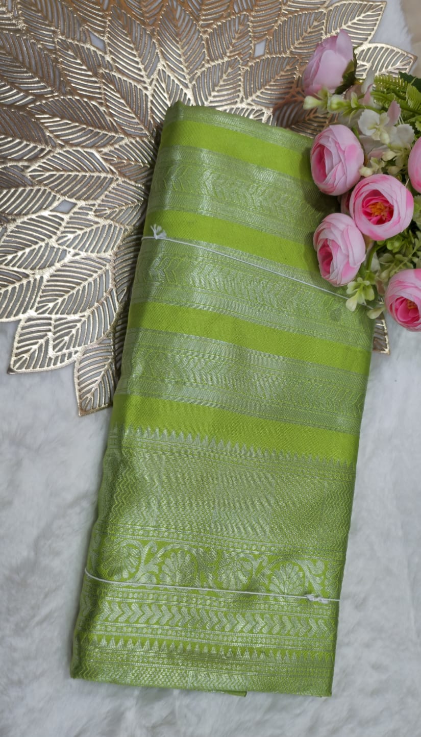 Serene Parrot Green Pure Silk Saree with Intricate Zari Weaving