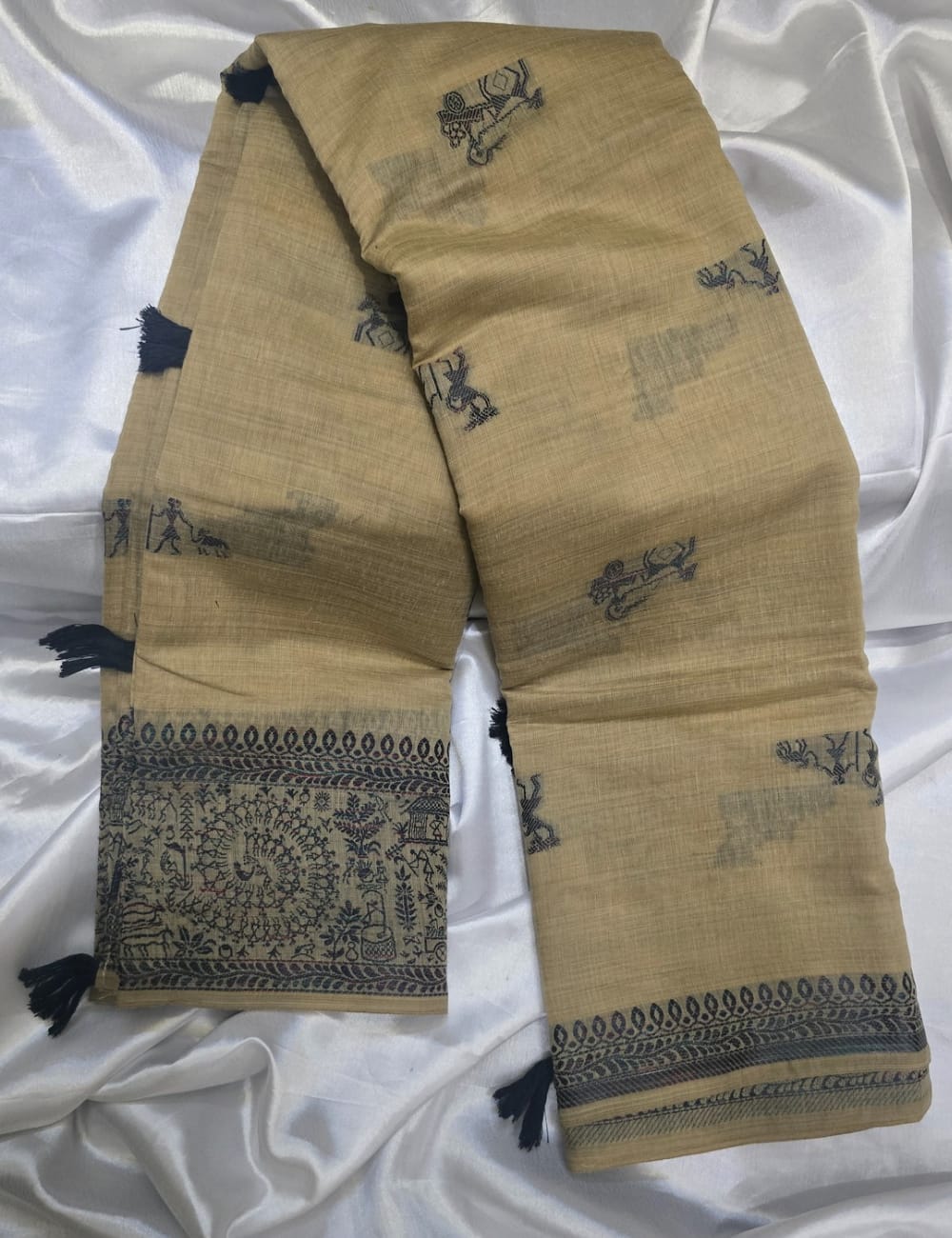 Beige Sandalwood Shade Soft Cotton Saree with Black Tribal Print & Tassel Border